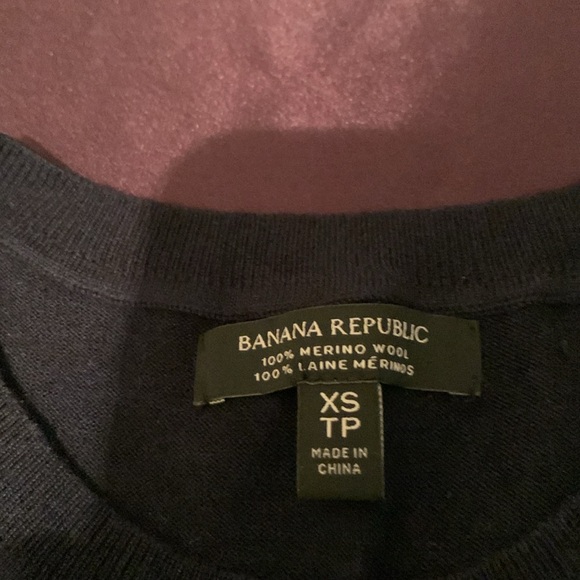 **SALE Closet, clean out ** Banana Republic 100% Merino Wool , Sz XS - Picture 2 of 9